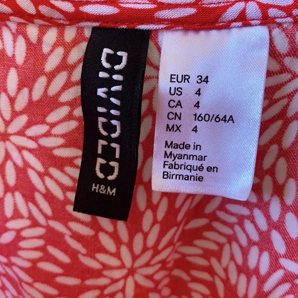 Divided Patterned Romper - Picture 3 of 3